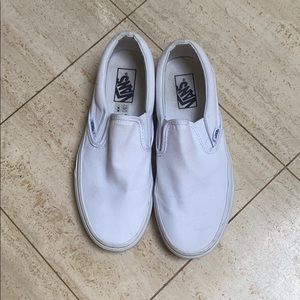 Vans women’s slip ons
